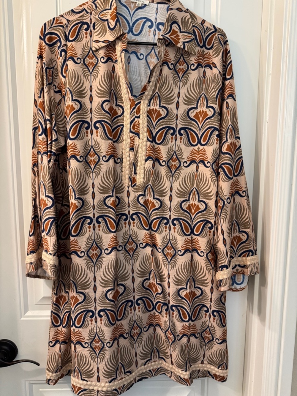 Womens Patterned Long-Sleeve dress by jodifl